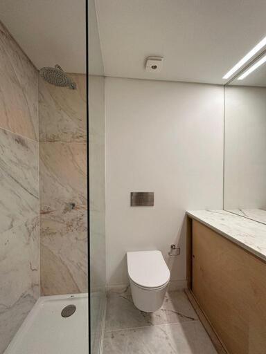 Central Bedroom In Shared House In Chiado - Historic Center Of Lisbon Exterior photo