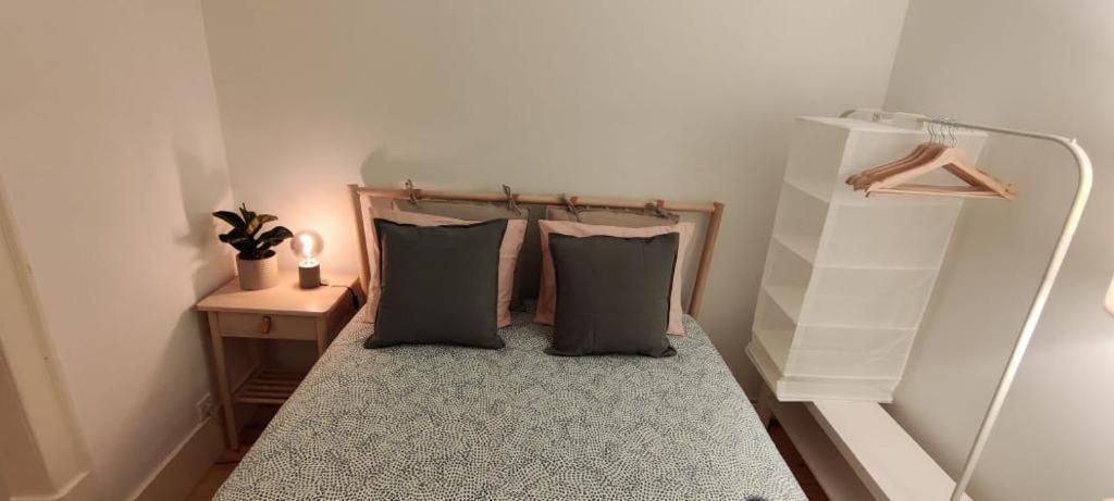 Central Bedroom In Shared House In Chiado - Historic Center Of Lisbon Exterior photo