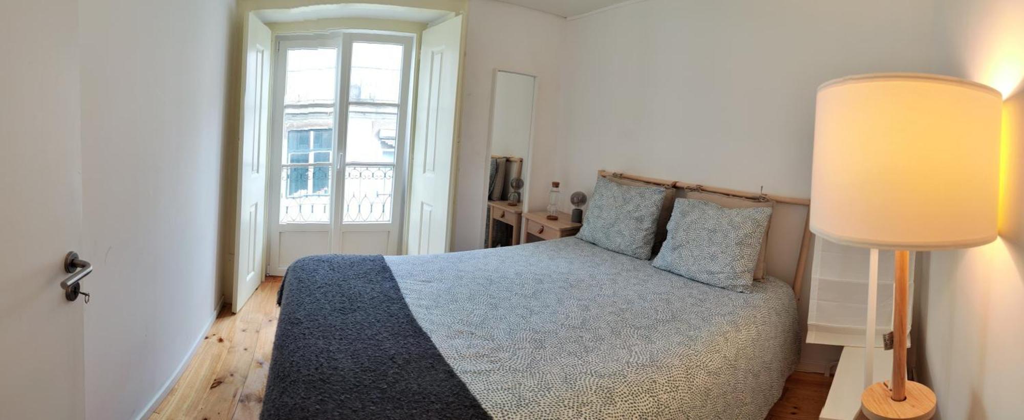 Central Bedroom In Shared House In Chiado - Historic Center Of Lisbon Exterior photo