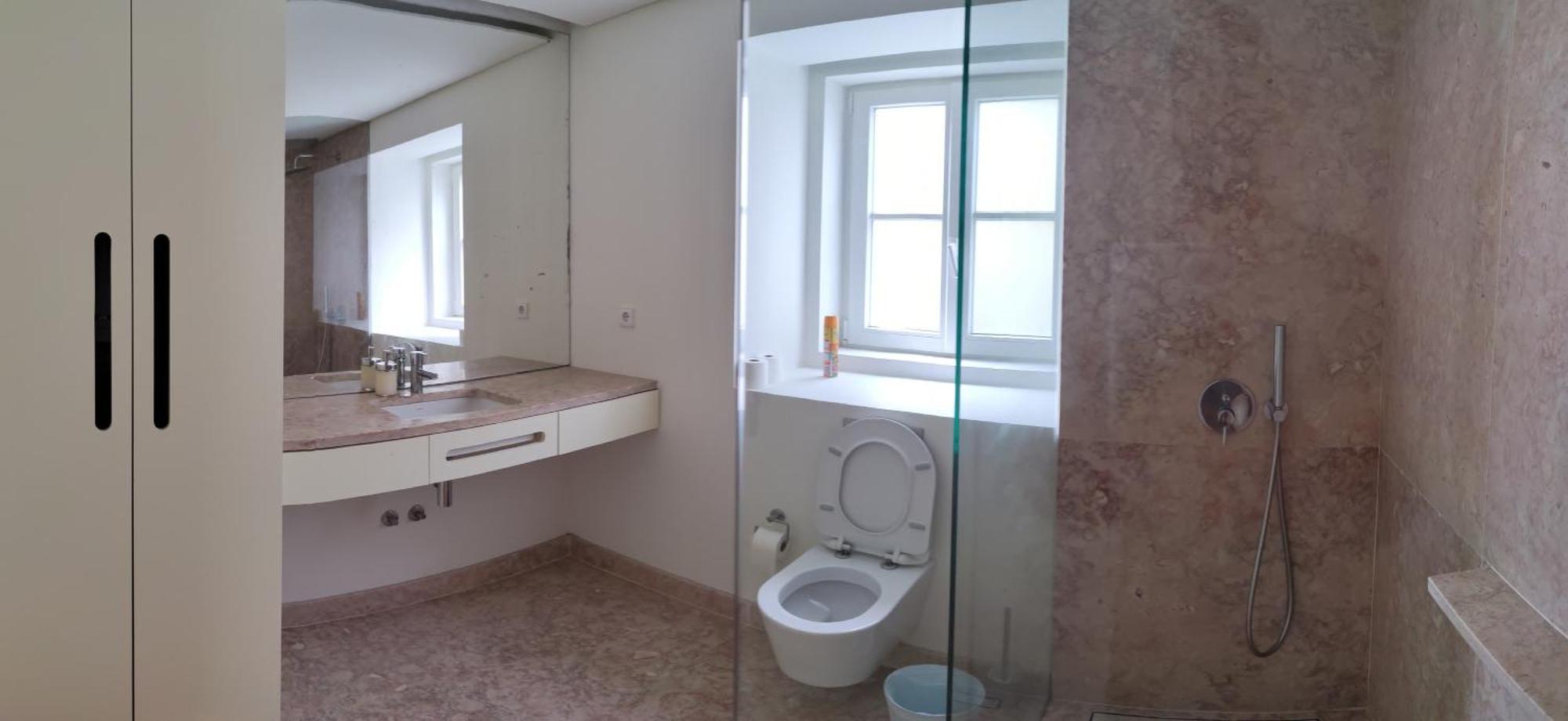 Central Bedroom In Shared House In Chiado - Historic Center Of Lisbon Exterior photo